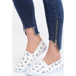 Białe Tenisówki Detach. Białe trampki Born2be, bez wzorów, z materiału, bez zapięcia. Za 29.99 zł.