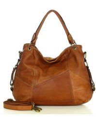 Torebka damska camel MARCO MAZZINI v136a. Brązowe torby na ramię bez wzorów, ze skóry, na ramię, bez dodatków. Za 599.00 zł.