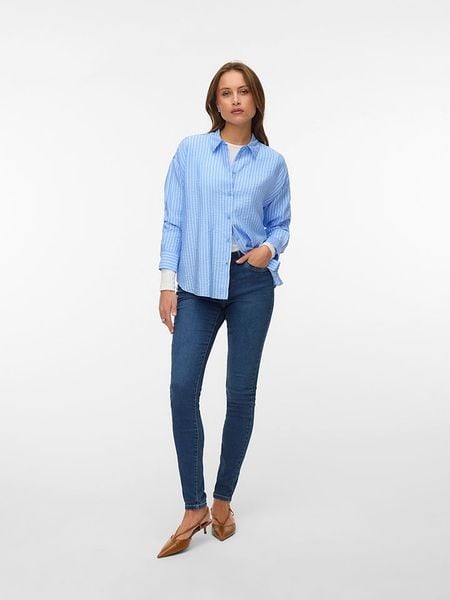 Vero Moda Koszula w kolorze błękitnym rozmiar: S. Niebieskie koszule Vero Moda, s, bez wzorów, bez kołnierzyka, bez ramiączek. Za 62.32 zł.