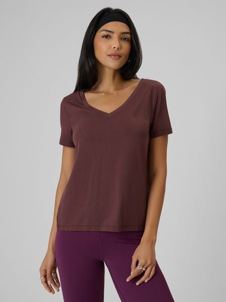 4F T-shirt regular z modalem damski - brązowy S. Brązowe t-shirty 4f, l, bez wzorów, z dzianiny, bez kołnierzyka, bez ramiączek. Za 79.99 zł.