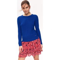 SWETER DŁUGI RĘKAW DAMSKI Z ZAMKIEM. Niebieskie golfy TOP SECRET, bez wzorów, bez ramiączek. W wyprzedaży za 39.99 zł.