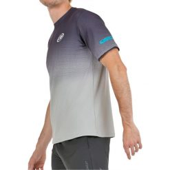 Bullpadel Merga T-shirt. Czarne t-shirty bullpadel, bez wzorów, bez kołnierzyka, bez ramiączek. W wyprzedaży za 172.40 zł.