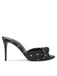 Dolce&Gabbana Klapki CR1750 AV885 Czarny. Czarne klapki Dolce&Gabbana, bez wzorów, z materiału, bez obcasa. Za 2,269.00 zł.