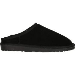 Kapcie damskie Athlecia Aditi. Czarne obuwie domowe Athlecia, bez wzorów, z materiału, bez zapięcia. Za 275.00 zł.