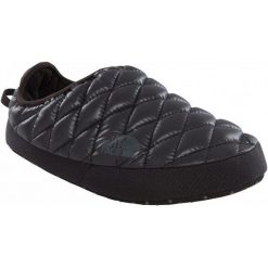 The North Face Kapcie W Thermoball Tent Mule Iv Shiny Tnf Black/Beluga Grey S. Obuwie domowe marki The North Face. W wyprzedaży za 139.00 zł.