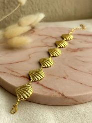 Lodie Silver Bransoletka z elementami ozdobnymi rozmiar: onesize. Szare bransoletki Lodie Silver, z mosiądzu. Za 39.99 zł.