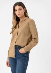 Beżowa koszula z lyocellem K-AKRE. Brązowe koszule Volcano, s, bez wzorów, z lyocellu, klasyczne, bez kołnierzyka, bez ramiączek. Za 129.99 zł.