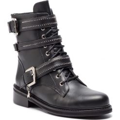 Botki PATRIZIA PEPE - 2V8555/A2UX-K103 Nero. Czarne botki Patrizia Pepe, z aplikacjami, ze skóry, bez obcasa, bez zapięcia. W wyprzedaży za 919.00 zł.