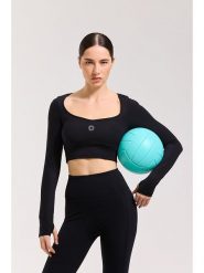 Onamaste Koszulka sportowa "Bluma" w kolorze czarnym rozmiar: L/XL. Czarne koszulki sportowe Onamaste, bez wzorów, z materiału, bez ramiączek, outdoorowe. Za 121.99 zł.