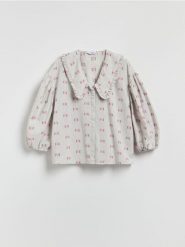 Koszula z ozdobnym kołnierzem - wielobarwny. Koszule Reserved, l, bez wzorów, z bawełny, bez kołnierzyka, bez ramiączek. Za 159.99 zł.