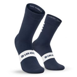 Skarpetki rowerowe unisex S1 Black Kapelmuur. Niebieskie skarpety SIROKO, bez wzorów, z nylonu. Za 67.00 zł.