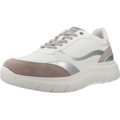Buty GEOX PLUMMERY Biały. Białe trekkingi Geox, ze skóry, trekkingowe. Za 366.99 zł.
