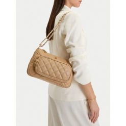 Torebka Badura. Brązowe torebki klasyczne Badura, bez wzorów, bez dodatków. Za 249.99 zł.