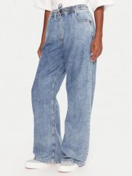 Roxy Jeansy Stunning ERJDP03313 Niebieski Relaxed Fit. Niebieskie jeansy Roxy, bez wzorów. Za 349.99 zł.
