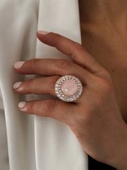 Les Petites Précieuses Pozłacany pierścionek z kamieniami szlachetnymi rozmiar: 60. Różowe pierścionki Les Petites Précieuses, z cyrkonią, pozłacane. Za 423.95 zł.