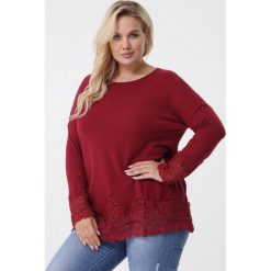 Bordowy Sweter Missfortune. Czerwone swetry Born2be, l, bez wzorów, z dzianiny, bez ramiączek. Za 79.99 zł.