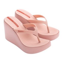 Japonki damskie Ipanema High Fashion II. Czerwone klapki Ipanema, bez wzorów, z materiału, bez obcasa. Za 129.99 zł.