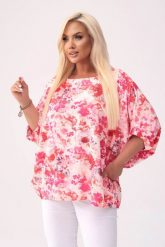 Kimonowa bluzka Gabi w kwiaty w odcieniach różu PLUS SIZE XXL. Czerwone bluzki Moda Size Plus Iwanek, plus size, bez wzorów, z elastanu, eleganckie, z asymetrycznym kołnierzem, plus size, bez ramiączek. Za 199.90 zł.