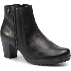 Botki GABOR - 96.593.17 Schwarz. Czarne botki Gabor, z aplikacjami, z materiału, bez obcasa, na obcasie, bez zapięcia. W wyprzedaży za 339.00 zł.