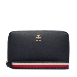 Portfel Tommy Hilfiger. Niebieskie portfele TOMMY HILFIGER, bez wzorów. Za 269.99 zł.