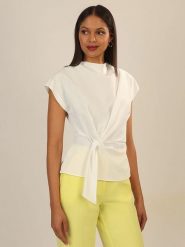 APART Bluzka w kolorze białym rozmiar: 36. Białe bluzki Apart, bez wzorów, bez kołnierzyka, bez ramiączek. Za 154.45 zł.