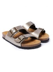 Mandel Klapki "Alberto" w kolorze brązowym rozmiar: 38. Brązowe klapki Mandel, bez wzorów, z otwartym noskiem, bez obcasa. Za 121.99 zł.