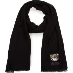 Szal MOSCHINO - 03657 M2024 016. Czarne szaliki MOSCHINO, bez wzorów, z materiału. W wyprzedaży za 239.00 zł.
