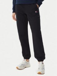 Tommy Jeans Spodnie dresowe DW0DW22780 Czarny Regular Fit. Czarne spodnie dresowe Tommy Jeans, xl, bez wzorów, z bawełny. Za 329.99 zł.
