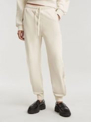 G-Star Spodnie dresowe w kolorze kremowym rozmiar: M. Brązowe spodnie dresowe G-Star, m, bez wzorów, z bawełny. Za 200.95 zł.
