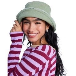 Kapelusz bucket dla Kobiety VICTIM OF LOVE Zielony. Zielone kapelusze Roxy, bez wzorów, z bawełny. Za 129.99 zł.