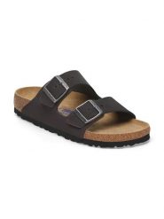 Birkenstock Skórzane klapki w kolorze ciemnobrązowym rozmiar: 38. Białe bluzki Birkenstock, bez wzorów, z otwartym noskiem, bez obcasa. Za 462.29 zł.