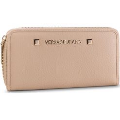 Duży Portfel Damski VERSACE JEANS - E3VTBPA 70880 723. Brązowe portfele Versace Jeans, bez wzorów, z jeansu. W wyprzedaży za 229.00 zł.