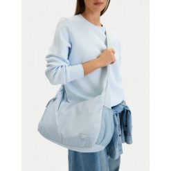 Torebka Reebok. Niebieskie torebki klasyczne Reebok, bez wzorów, bez dodatków. Za 89.99 zł.