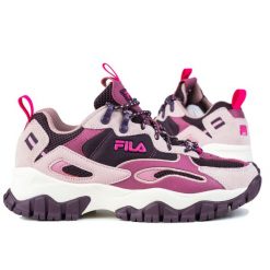 Buty damskie sportowe trekingowe Fila RAY TRACER TR2. Białe obuwie sportowe Fila, bez zapięcia, trekkingowe. W wyprzedaży za 404.10 zł.