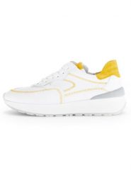 Gabor Skórzane sneakersy w kolorze biało-żółtym rozmiar: 37,5. Białe trampki Gabor, bez wzorów, ze skóry, bez zapięcia. Za 293.95 zł.