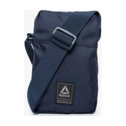 Reebok Torebka Wor City Bag , granatowy, rozmiar ONE SIZE. Niebieskie torby na ramię Reebok, bez wzorów, z materiału, na ramię, bez dodatków. Za 39.99 zł.
