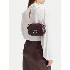 Torebka Eva Minge. Czerwone torebki klasyczne Eva Minge, bez wzorów, bez dodatków. Za 229.99 zł.