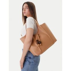 Torebka Hispanitas. Brązowe torebki klasyczne Hispanitas, bez wzorów, bez dodatków. Za 479.99 zł.