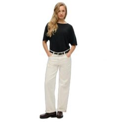 T-shirt damski z opadającymi ramionami Superdry Studios. Czarne t-shirty Superdry, bez wzorów, bez kołnierzyka, bez ramiączek. Za 113.60 zł.