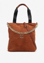 Brązowa Torebka Shopper z Imitacji Zamszu z Ozdobnym Łańcuszkiem Leannor. Brązowe shopper Born2be, bez wzorów, z jeansu, na ramię, bez dodatków. Za 84.99 zł.