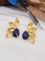 L'Atelier de Gaia Pozłacane kolczyki-wkrętki z szafirem rozmiar: onesize. Niebieskie kolczyki L'Atelier de Gaia, z szafirem, pozłacane. Za 60.99 zł.