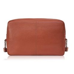 Torebka damska skórzana na ramię koniakowa pojemna Paolo Peruzzi E-30-CG. Torby na ramię bez wzorów, z materiału, eleganckie, na ramię, bez dodatków. Za 129.00 zł.