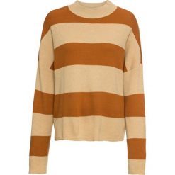 Sweter dzianinowy bonprix brązowo-zielono-beżowy w paski. Brązowe swetry bonprix, bez wzorów, z dzianiny, bez ramiączek. Za 35.99 zł.