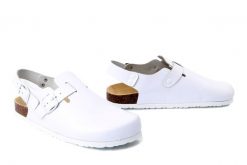 DR. BRINKMANN 603011-3 weiss, sandały damskie. Białe sandały Dr. Brinkmann, bez wzorów, ze skóry, bez obcasa, bez zapięcia. Za 269.90 zł.