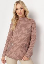 Ciemnobeżowy Sweter z Półgolfem o Geometrycznym Wzorze i Ozdobnymi Suwakami Waqaia. Brązowe swetry Born2be, na zimę, bez wzorów, z dzianiny, bez ramiączek. Za 89.99 zł.
