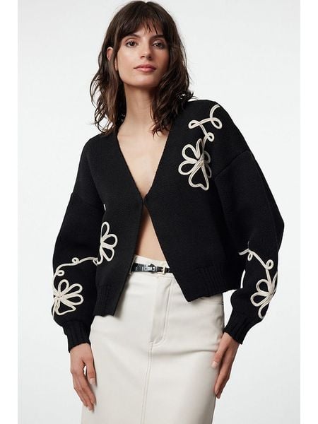 Trendyol Kardigan w kolorze czarnym rozmiar: M. Brązowe kardigany Trendyol, m, z aplikacjami, ze splotem. Za 78.99 zł.