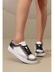 C'M Sneakersy w kolorze złoto-białym rozmiar: 40. Białe trampki C'M, bez wzorów, bez zapięcia. Za 117.99 zł.