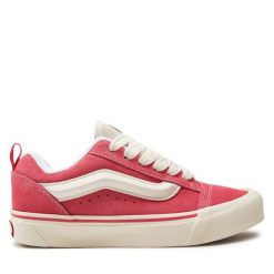 Tenisówki Vans. Czerwone trampki Vans, bez wzorów, bez zapięcia. Za 229.99 zł.
