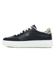 GAP Sneakersy "Waco" w kolorze czarnym rozmiar: 38. Czarne trampki GAP, bez wzorów, bez zapięcia. Za 127.05 zł.
