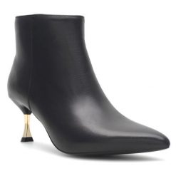 Botki Sergio Bardi. Czarne botki Sergio Bardi, bez wzorów, bez obcasa, na szpilce, bez zapięcia. Za 319.00 zł.